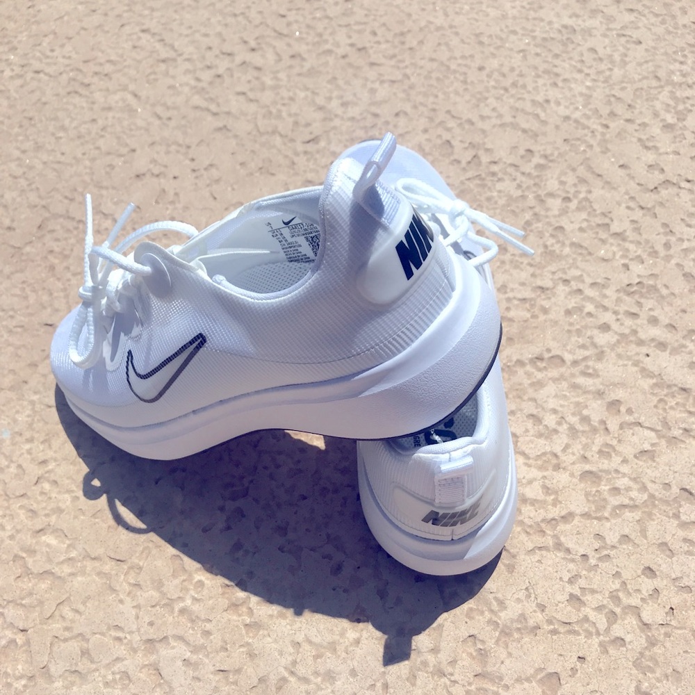 Brand new Nike Ace Summerlite, multiple sizes